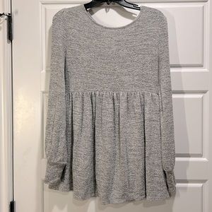 Long sleeve maternity top